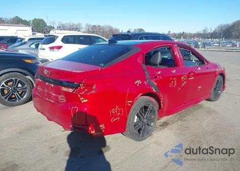 2025 Toyota Camry Xse z USA, uszkodzony, nr VIN 4T1DAACK8SU013099